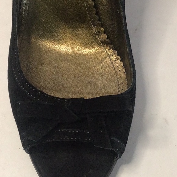 💥💥 J. CREW 💥💥.                       SUEDE PEEP TOE WEDGE - Picture 6 of 8